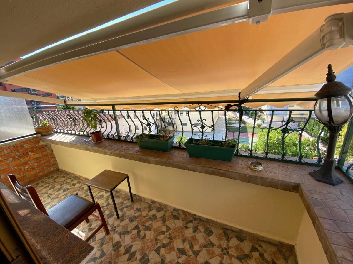 Apartment With View Tirana Buitenkant foto